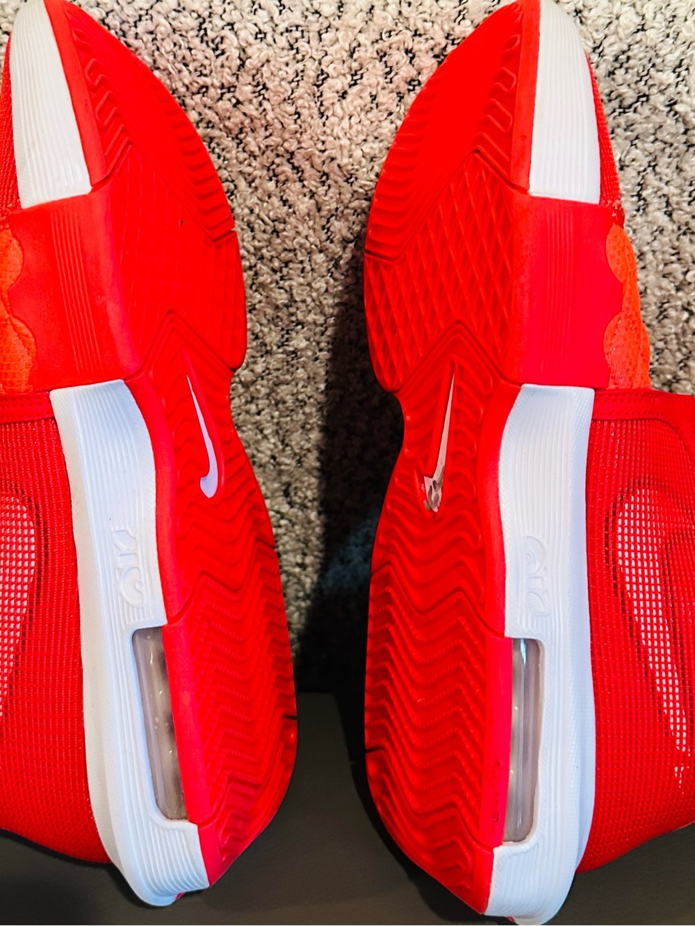 MWOT Men’s Bright Red Nike Athletic Basketball Sneakers size 10.5 - Picture 5 of 6